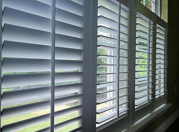 Shutters (kitchen/living)