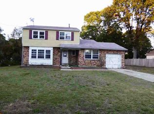 163 Lapierre Ave, Lawnside, NJ 08045