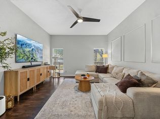 10401 High Hollows Dr APT 201, Dallas, TX 75230