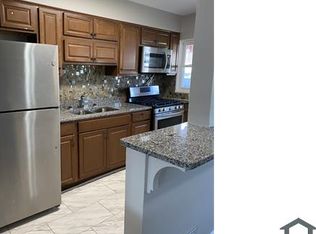 808 Jaydee Ave, Dundalk, MD 21222