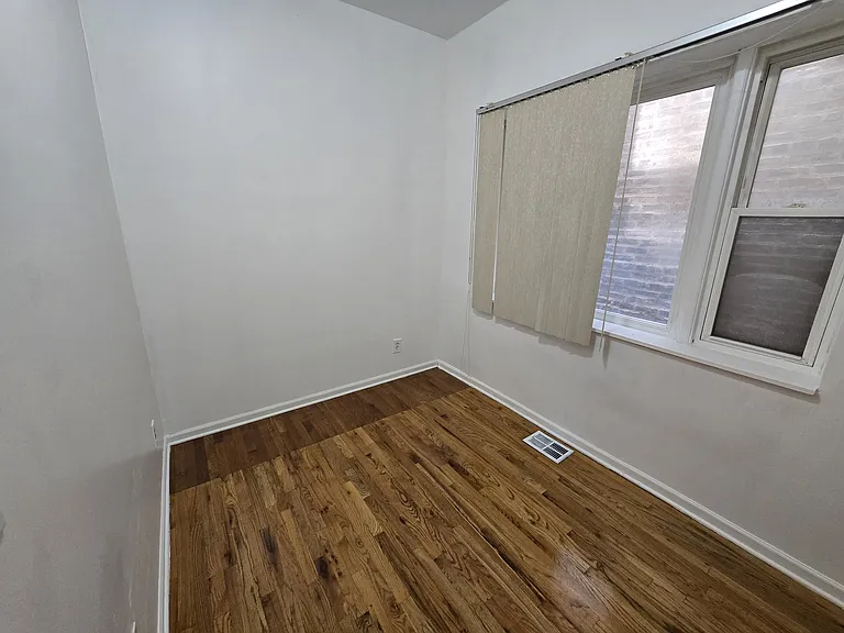 3007 S Princeton Ave #1 — Photo 4