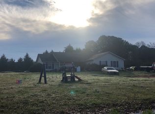 34 Hudgens Rd, Newnan, GA 30265