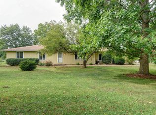 3690 E County Line Rd, Rogersville, MO 65742