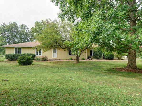 3690 E County Line Road, Rogersville, MO 65742