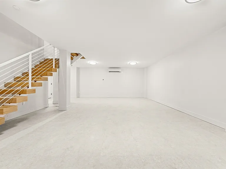 91 Bruckner Blvd #103 — Photo 12
