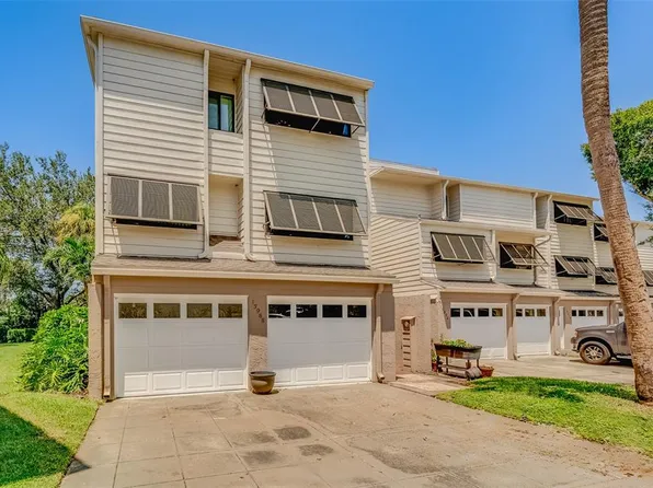 13988 Lake Point Dr, Clearwater, FL 33762