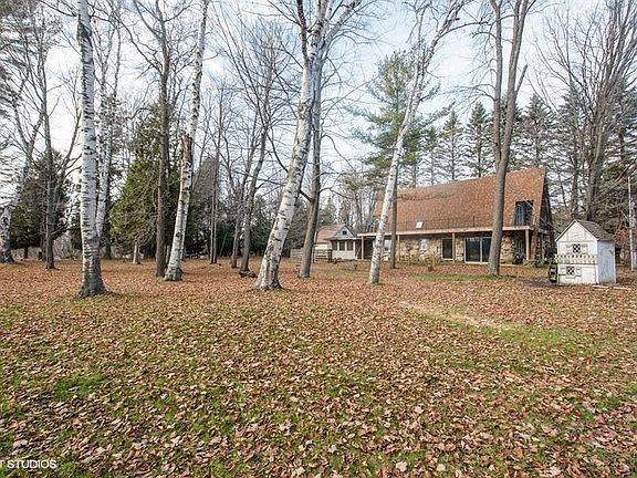 20_299137thSt_26001_BackYard_LowRes