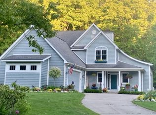 11536 Oak Grove Rd, Grand Haven, MI 49417