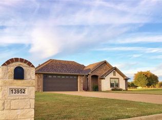13952 Olivia Ln, Bullard, TX 75757