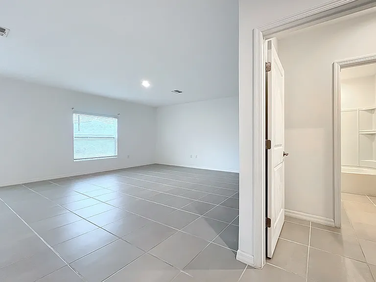 5627 Costa Blanca Way — Photo 5