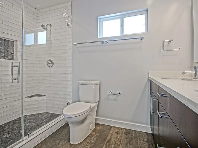 2404 Sebald Ave — Photo 36