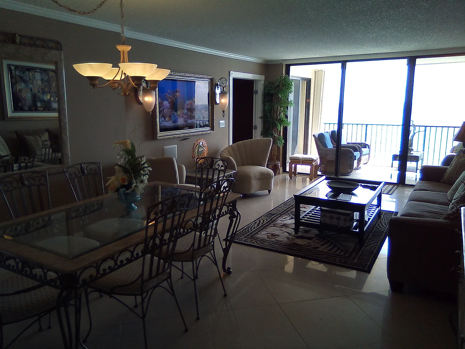 2 bed, 1270 sqft, $3,900 — Photo 3