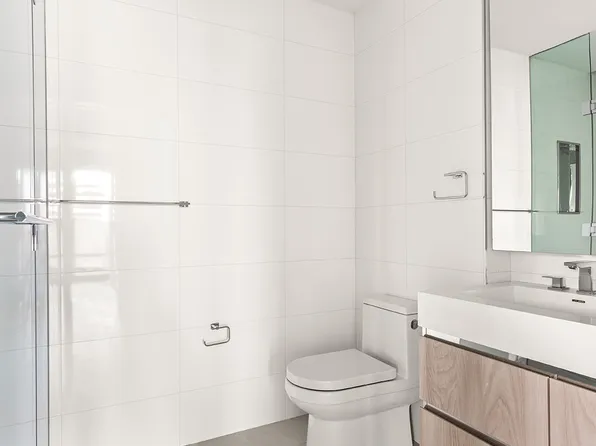 555 West 43rd Street image 15 of 16