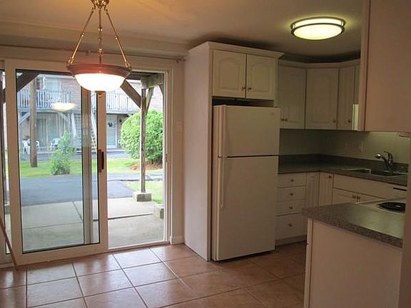 4th image of 80A Washington Park Dr APT 2