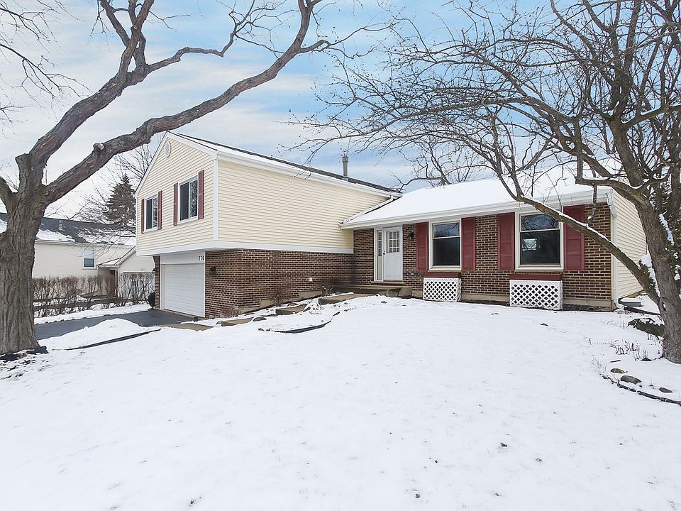 1st image of 776 Ravenswood Ct