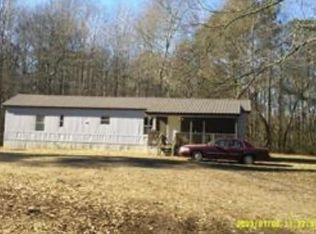 67 Glenloch Rd, Roopville, GA 30170