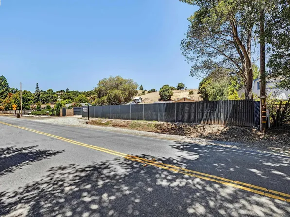 6344 Paloverde Rd, Castro Valley, CA 94552
