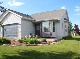 1104 Monroe St, Prescott, WI 54021