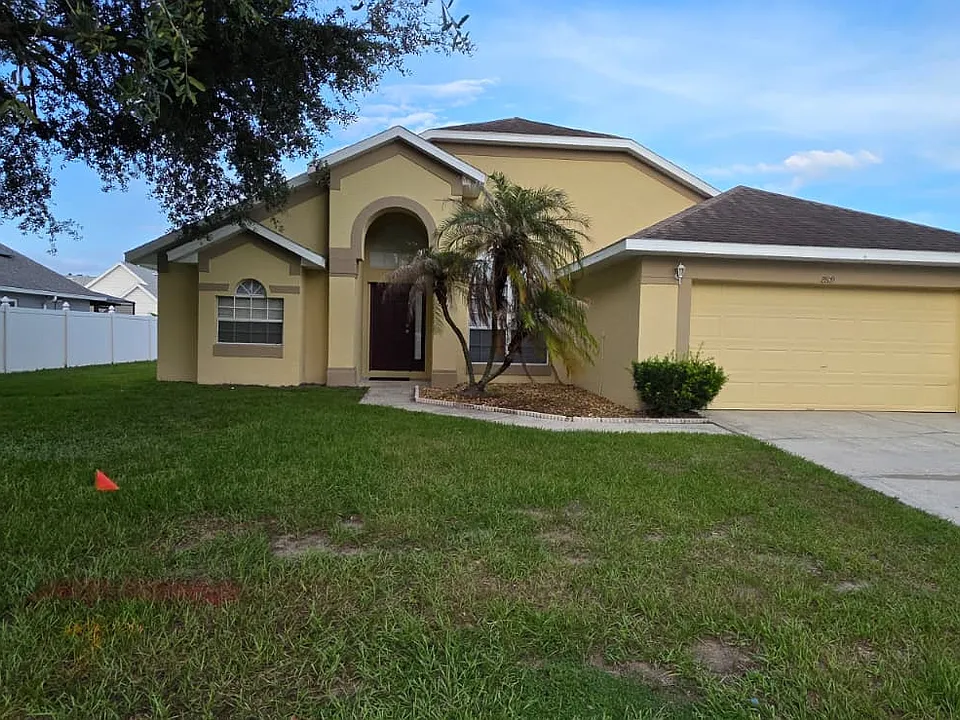 2809 Berkshire Cir