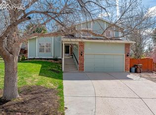 5255 Farm Ridge Pl, Colorado Springs, CO 80917