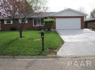 1440 S 2nd Ave, Morton, IL 61550