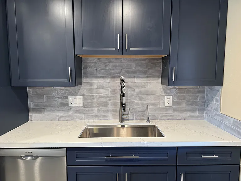 1436 S Beck Ave — Photo 6