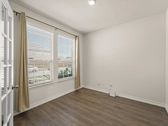 5th image of 1648 Saratoga Ave
