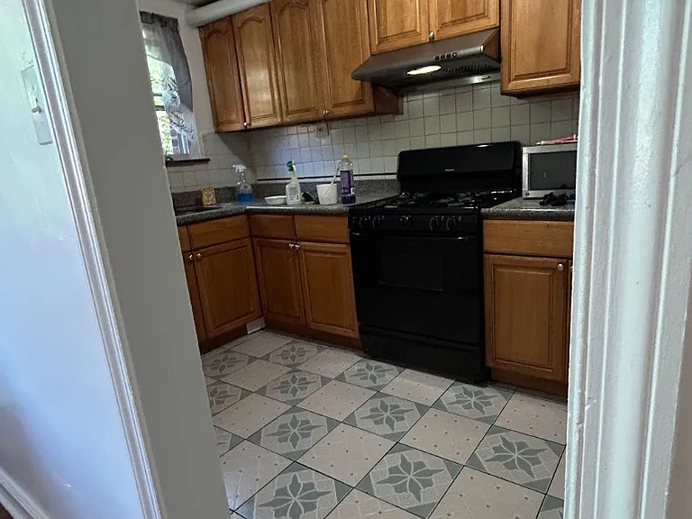 317 Copley Rd — Photo 18