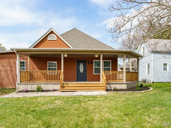 1121 W Main St, Collinsville, IL 62234