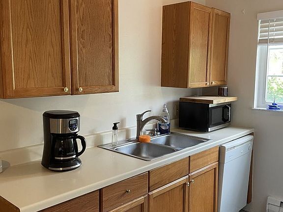 4th image of 1241 Corbett St #7397982
