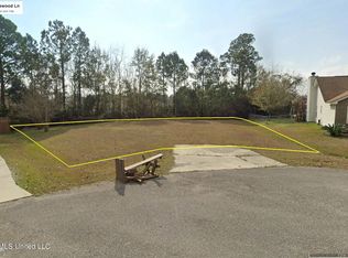 10145 Ridgewood Ln #18, Biloxi, MS 39532