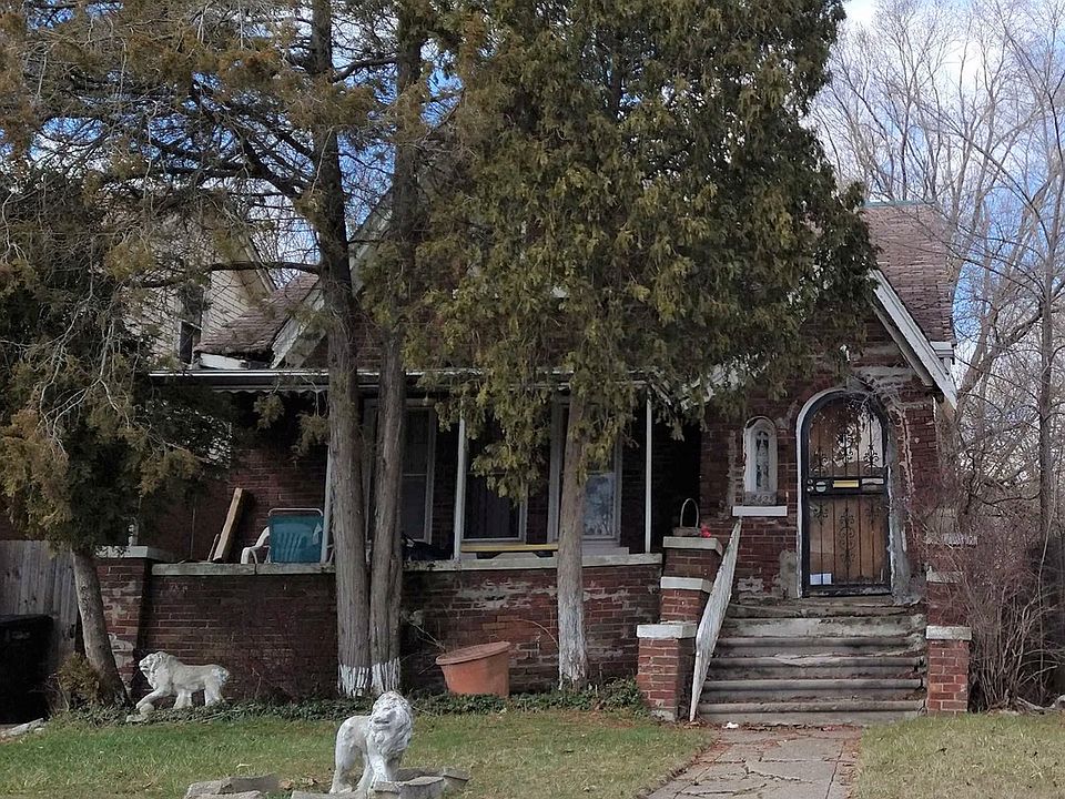 1st image of 18425 Fairport St