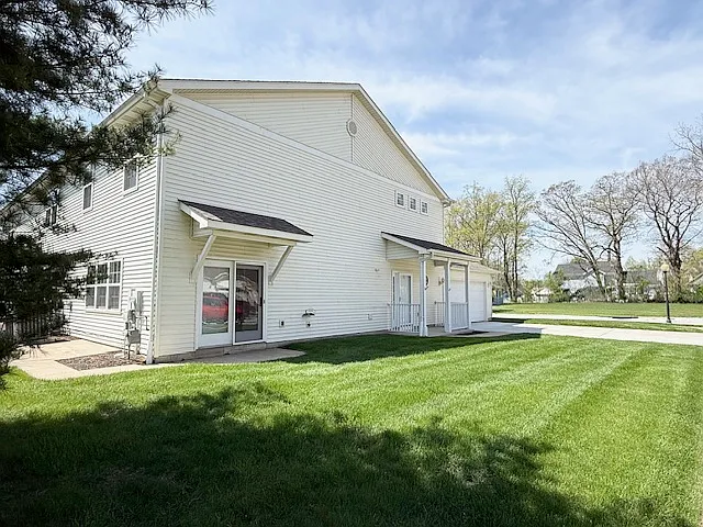 Building Photo - 1239 Fox Hollow Dr