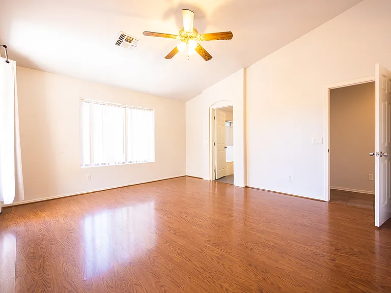 9233 W Mackenzie Dr — Photo 19