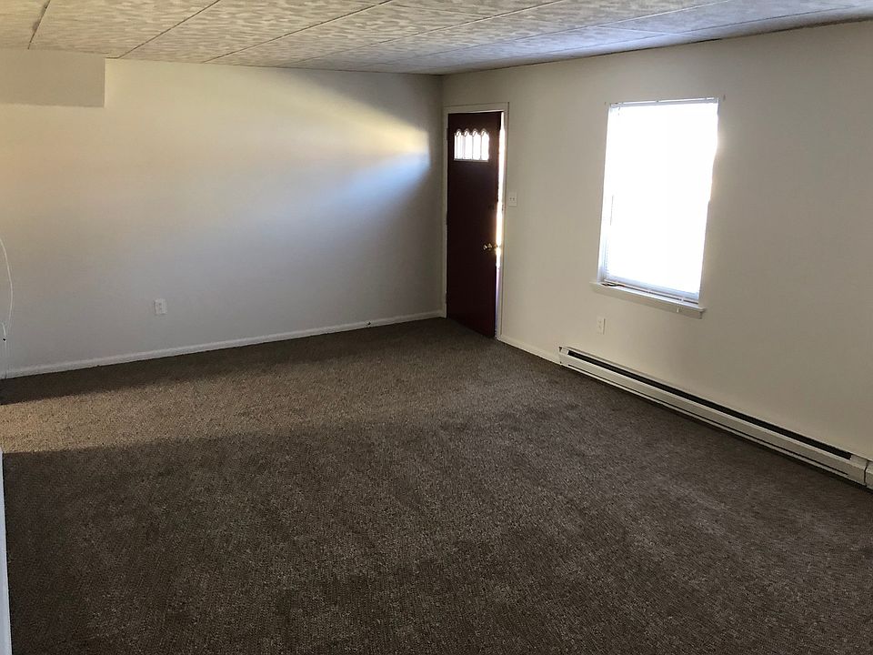 Country Hill Apartments LLC 126 Country Hill Rd Orwigsburg, PA