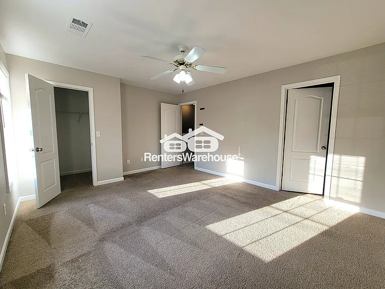 7712 Autry Cir #402 — Photo 13