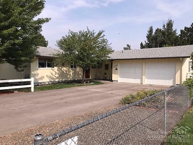 1st image of 1203 SE 8th St