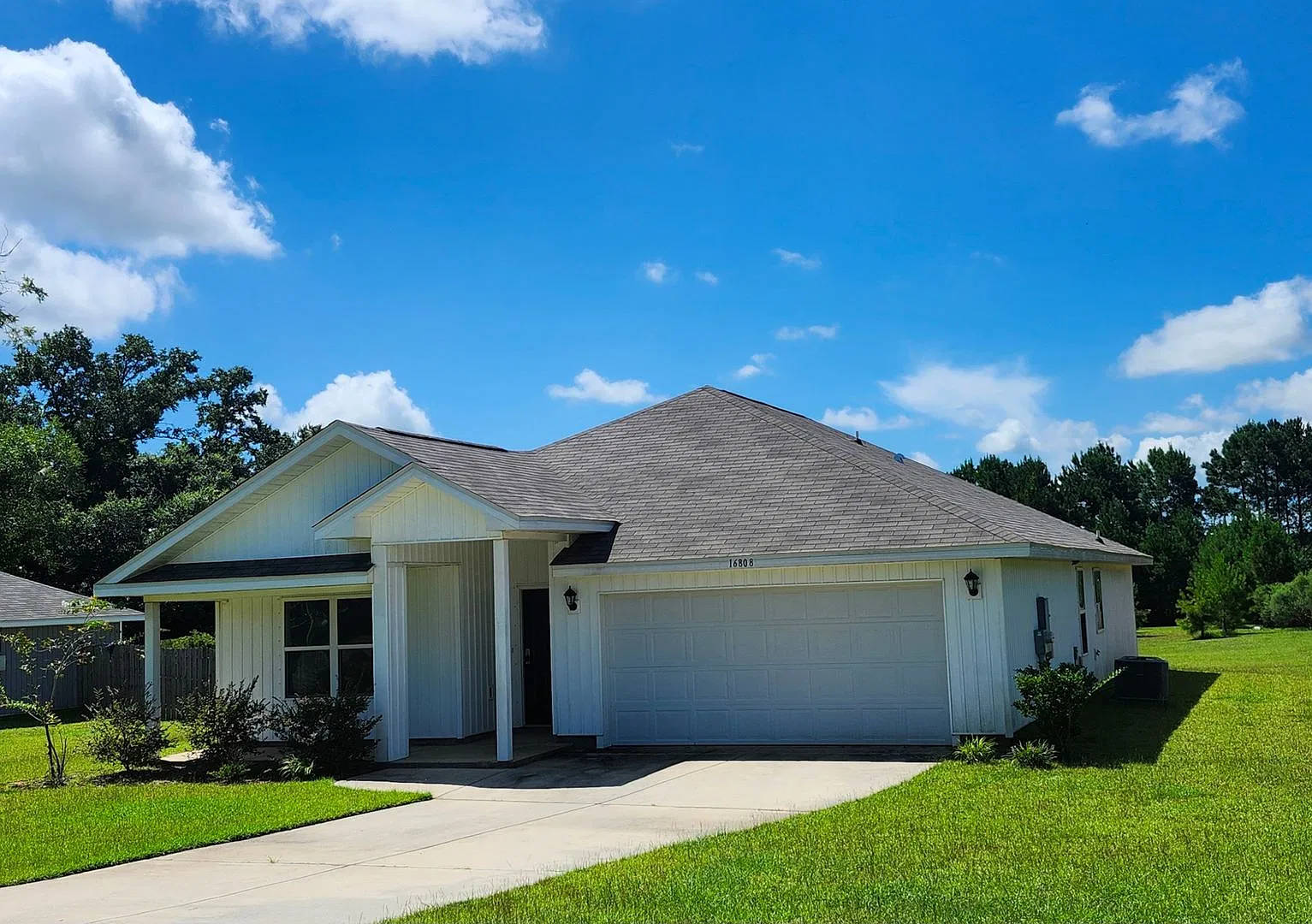 Coming Soon Beautiful Home in Foley — Photo 1