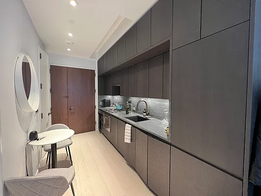 Rented by Compass | media 19