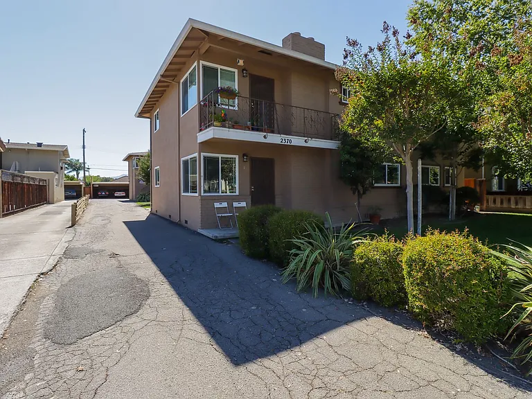 2370 Homestead Rd #7 — Photo 2