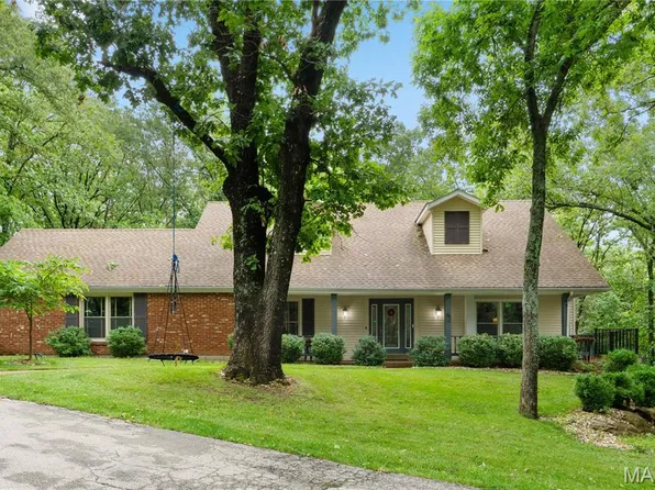 1824 Oak Tree Ridge Rd, Chesterfield, MO 63005