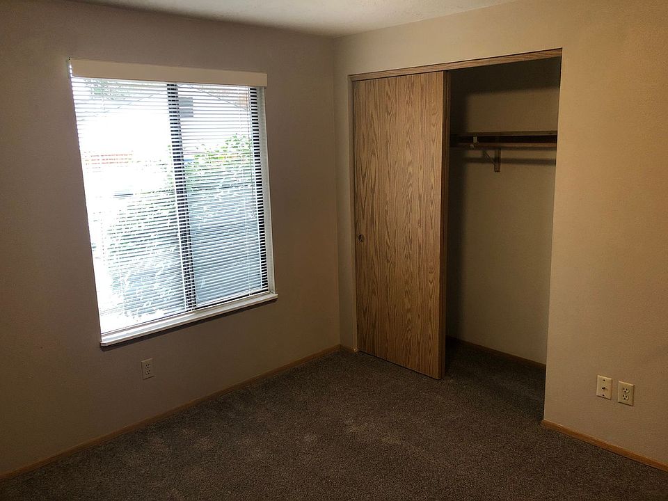 1st image of 6145-6155 Woodside Dr SE #6145