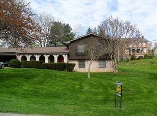 427 Jamie Dr, Belle Vernon, PA