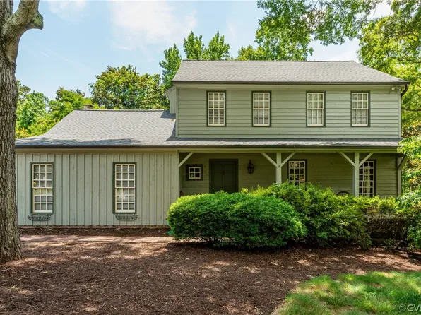 10801 Sydelle Dr, North Chesterfield, VA 23235