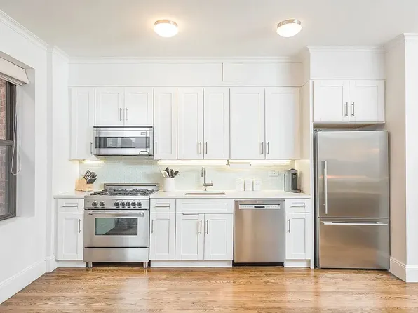 24-51 38th St #A-1, Queens, NY 11103