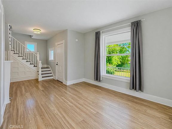 4th image of 2942 Denton St