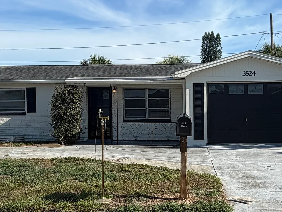 3524 Brompton Dr