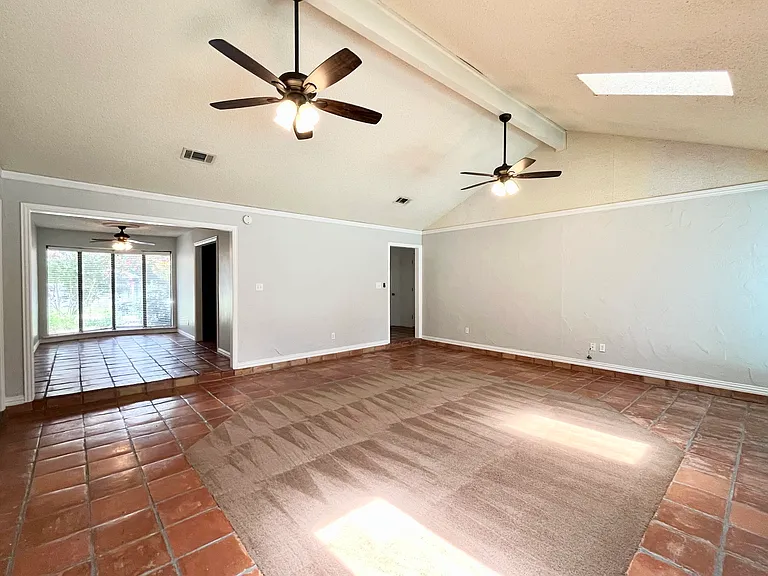 5008 Millsprings Dr — Photo 6