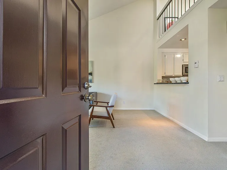 25 Cypress Pl — Photo 5