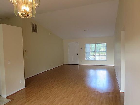 2nd image of 8026 103rd Ct